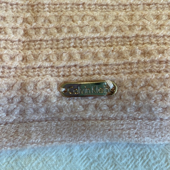 NWOT Calvin Klein Scarf - Picture 2 of 4
